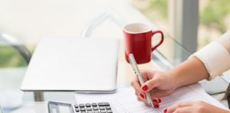 Budżet domowy – co to jest i jak nad nim zapanować? Planowanie wydatków