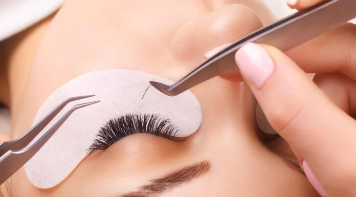 Jak wybrać rzęsy do przedłużania i gdzie najlepiej je kupić? Znamy odpowiedź! przedłużanie rzęs